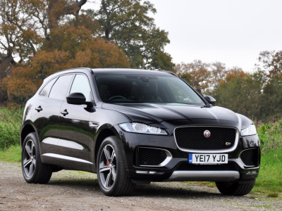 Jaguar F-pace